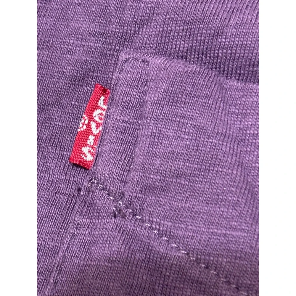 Levi's Mens Standard Pocket T-Shirt Purple Solid Basic Tee M 19342-0278